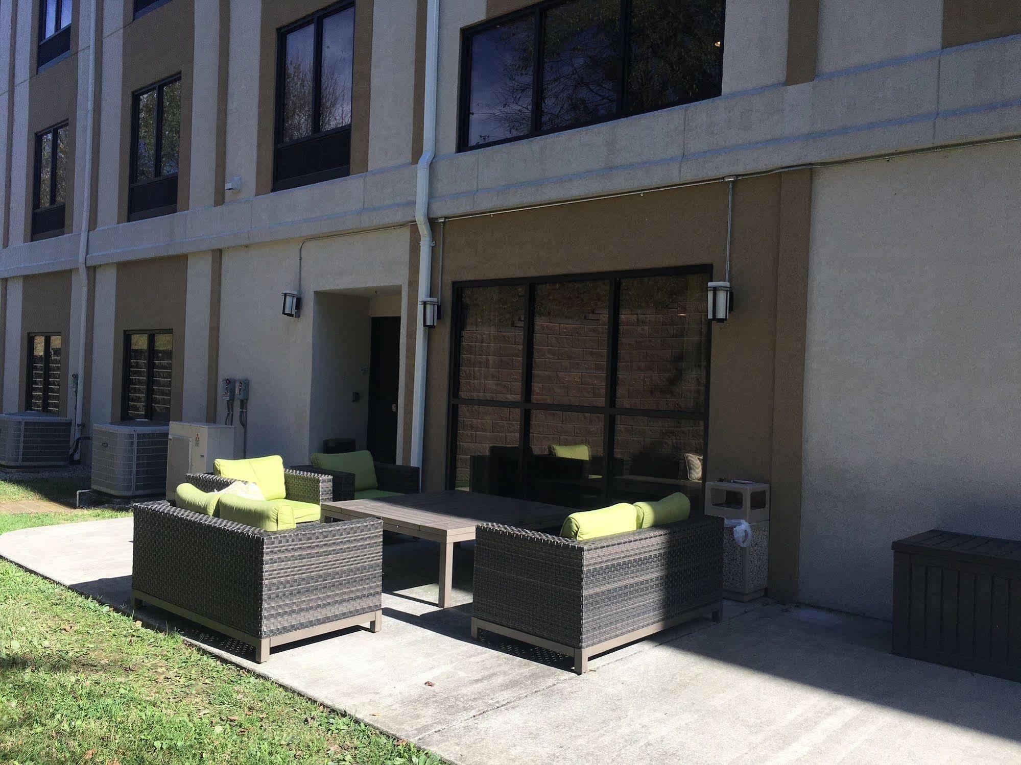 Holiday Inn Express Johnson City By Ihg Εξωτερικό φωτογραφία