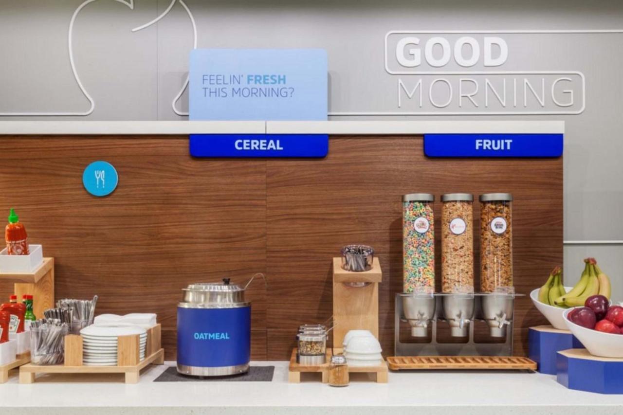 Holiday Inn Express Johnson City By Ihg Εξωτερικό φωτογραφία